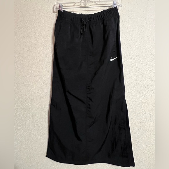 Nike Essentials Skirt - Picture 5 of 9